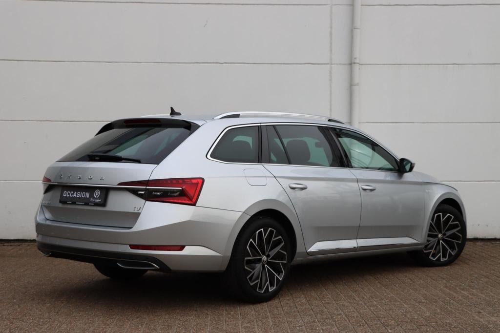Skoda Superb combi 1.4 tsi laurin & klement 218pk dsg6 | lederen bekleding 