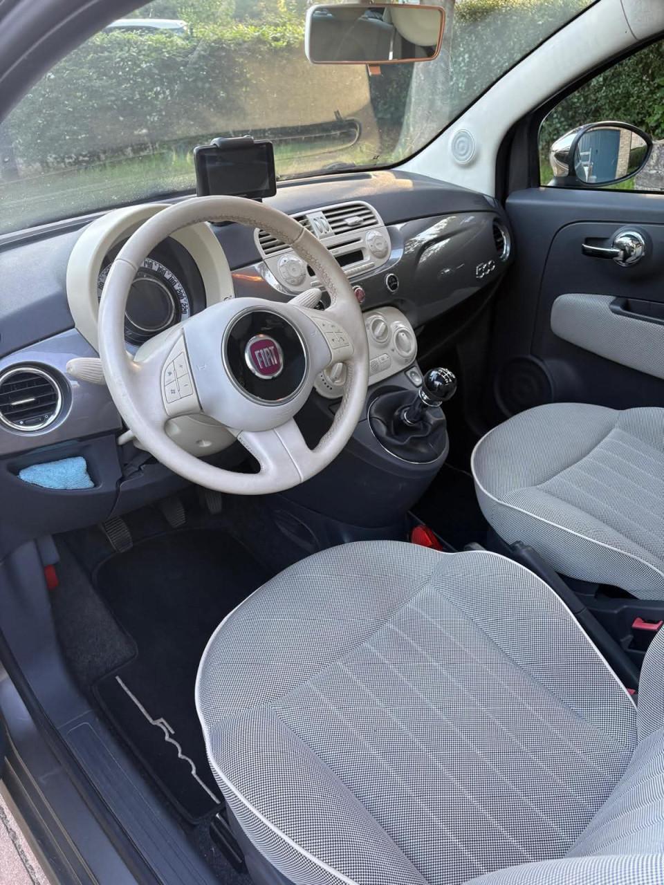 Nette Fiat 500 1.2 benzine met panoramadak