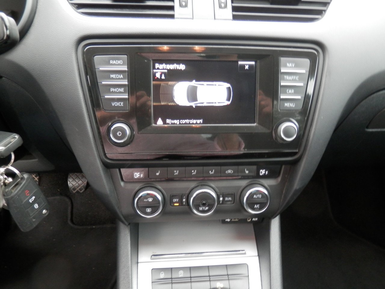 Auto Garant Biedt Aan: Skoda Octavia 1.2 TSI Greentech Elegance