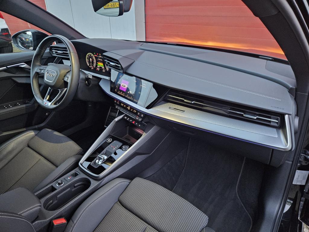 Audi A3 sportback 45 tfsi e s edition competition | matrix | acc | rijklaar