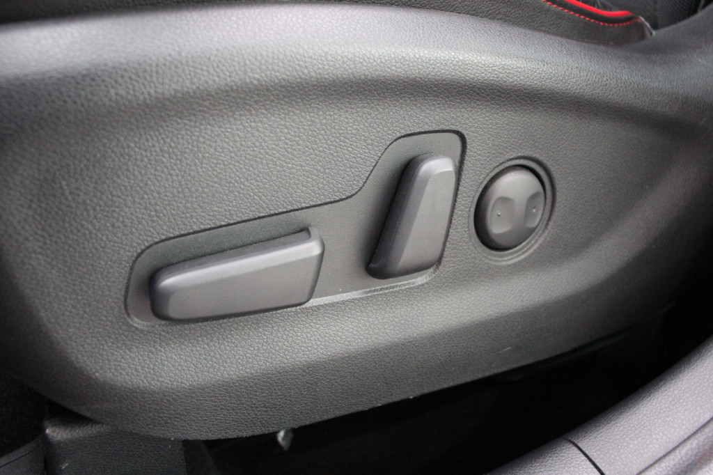 Kia Sportage 1.6 t-gdi 4wd gt-line | leder | stoelverwaming/koeling |