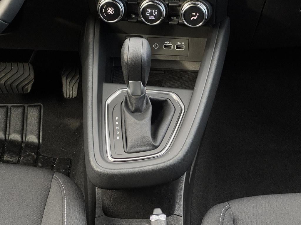 Mitsubishi Colt 1.6 hev intense