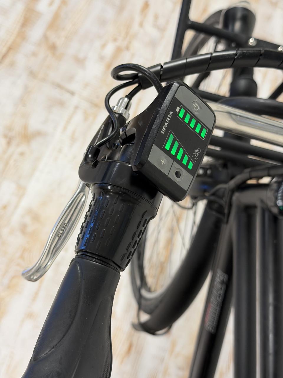 Batavus X-Posure E-bike fiets Transportfiets Accu 2 jaar oud