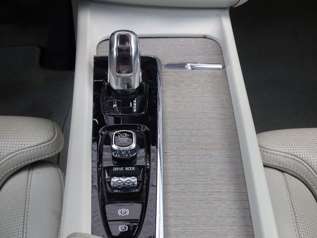 Volvo XC60 2.0 t8 twin engine awd inscription