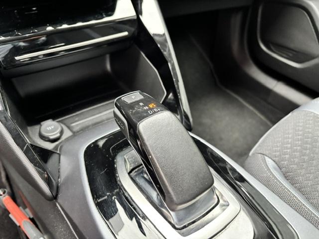 Peugeot E-2008 ev 50kwh 136pk allure apple carplay & android auto | cruise 