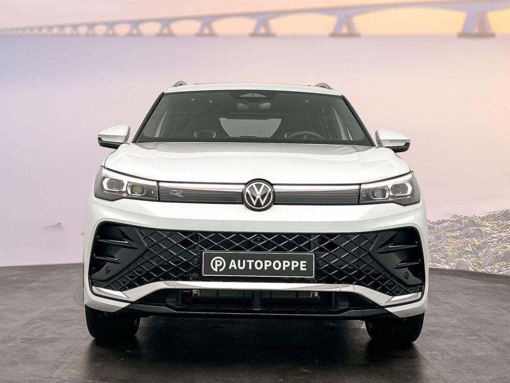 Volkswagen Tiguan r-line-edition 1.5 ehybrid 150 kw / 204 pk suv 6 v