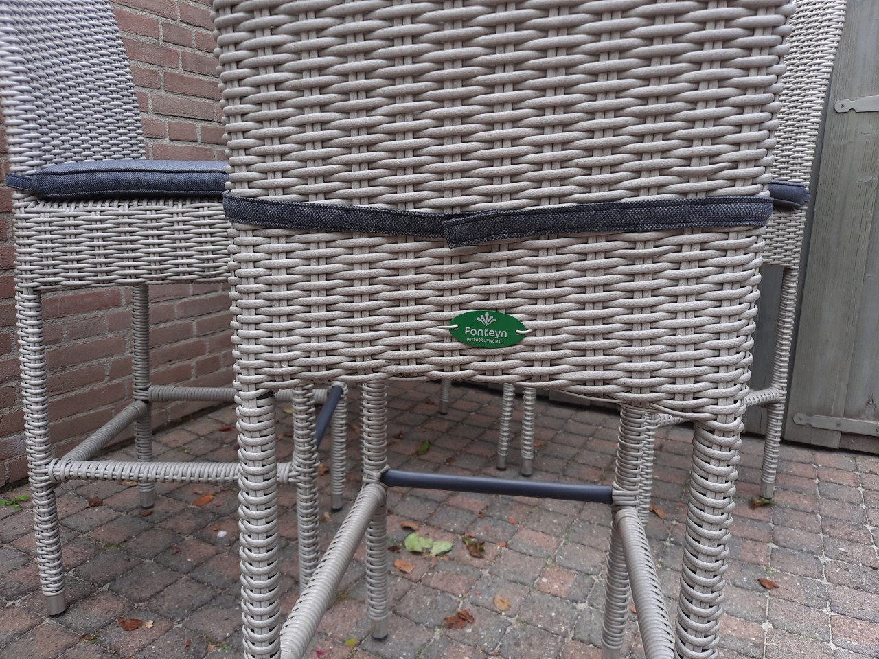 4 barkrukken voor in de tuin