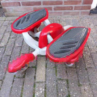 Eaglider: combinatie van step en skateboard