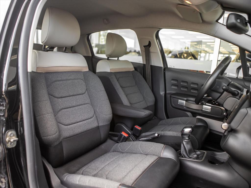 Citroen C3 1.2 puretech 83pk shine | navigatie | camera | park. sensoren | 