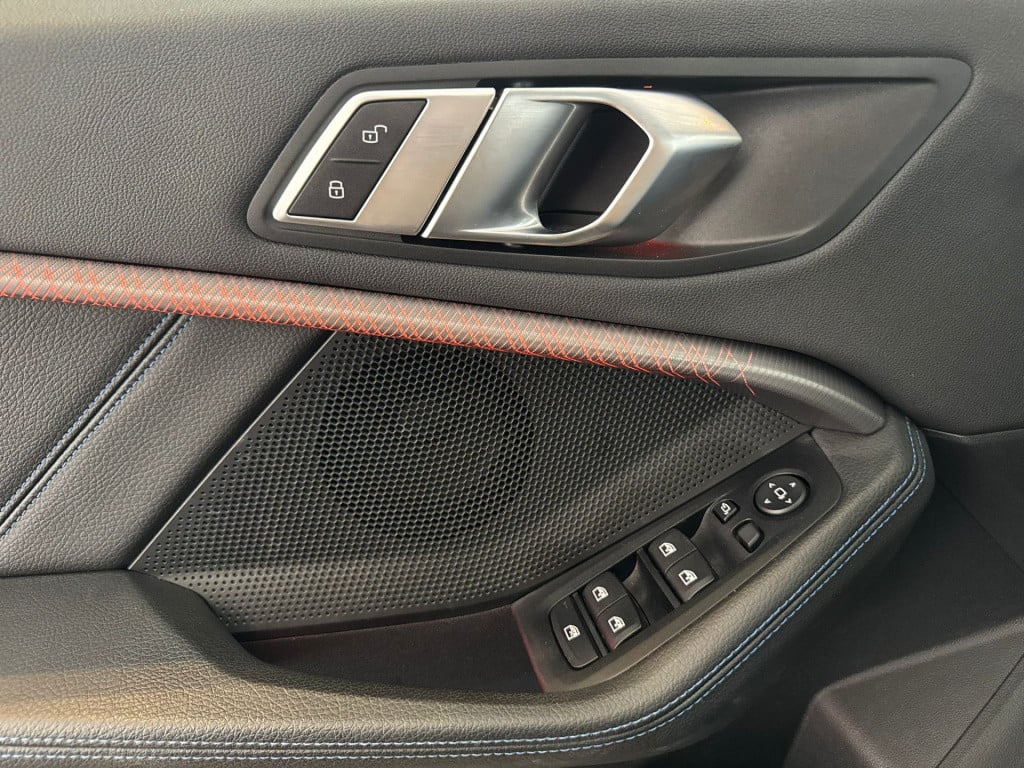 BMW 1 Serie 118i high executive m-sport
