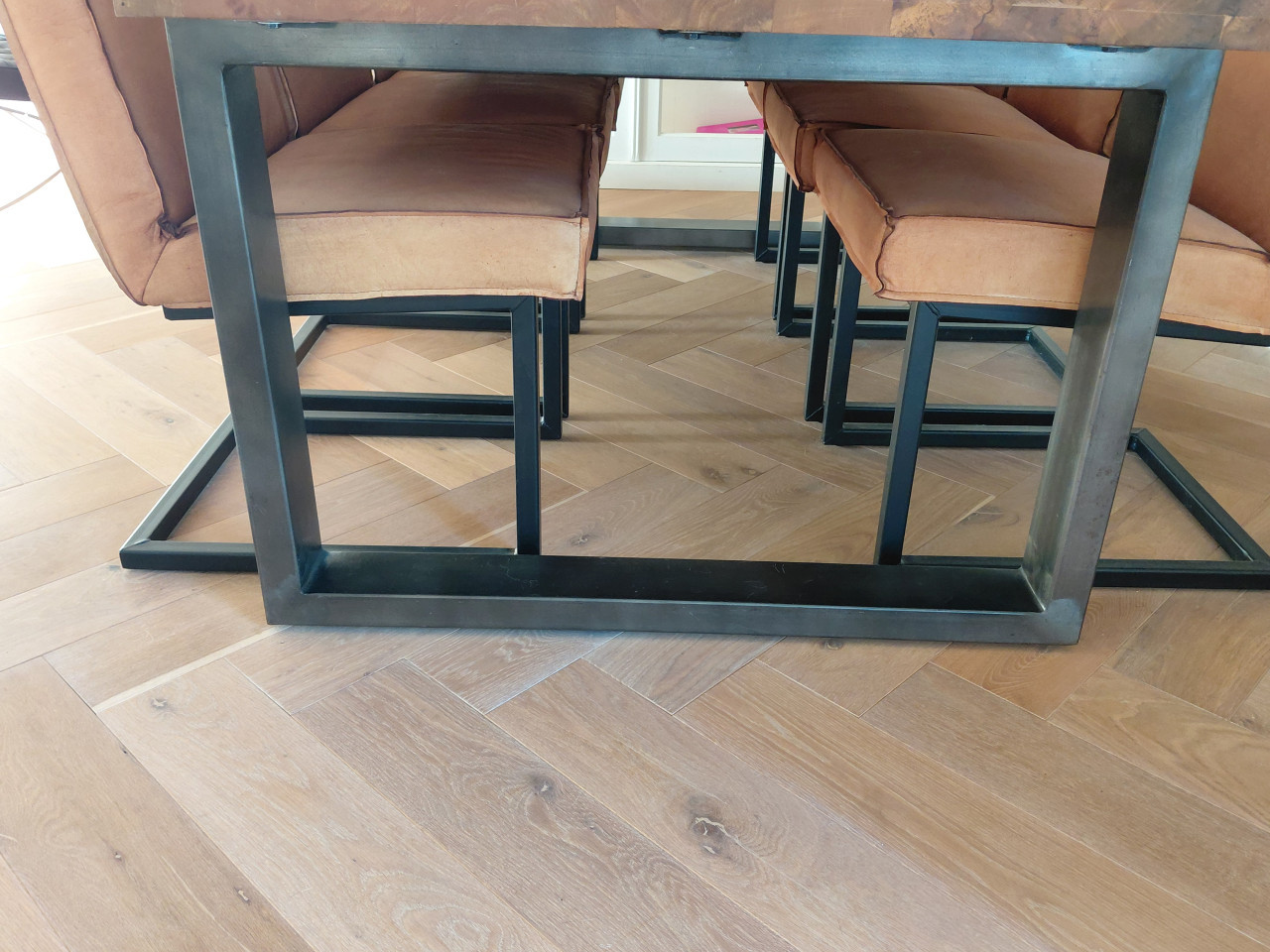 Mango eettafel