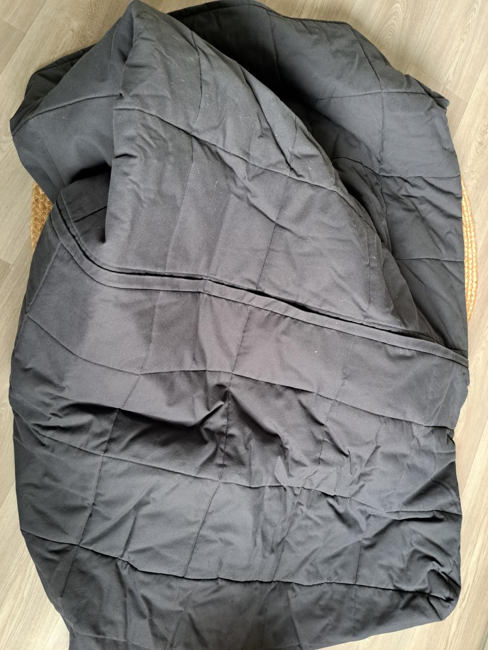 BEDDINGE - IKEA - gewatteerde  antraciet grijze 3-zits slaapbankhoes