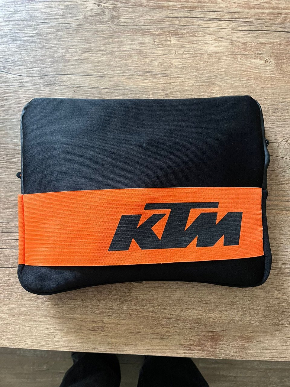 KTM 890 Duke R