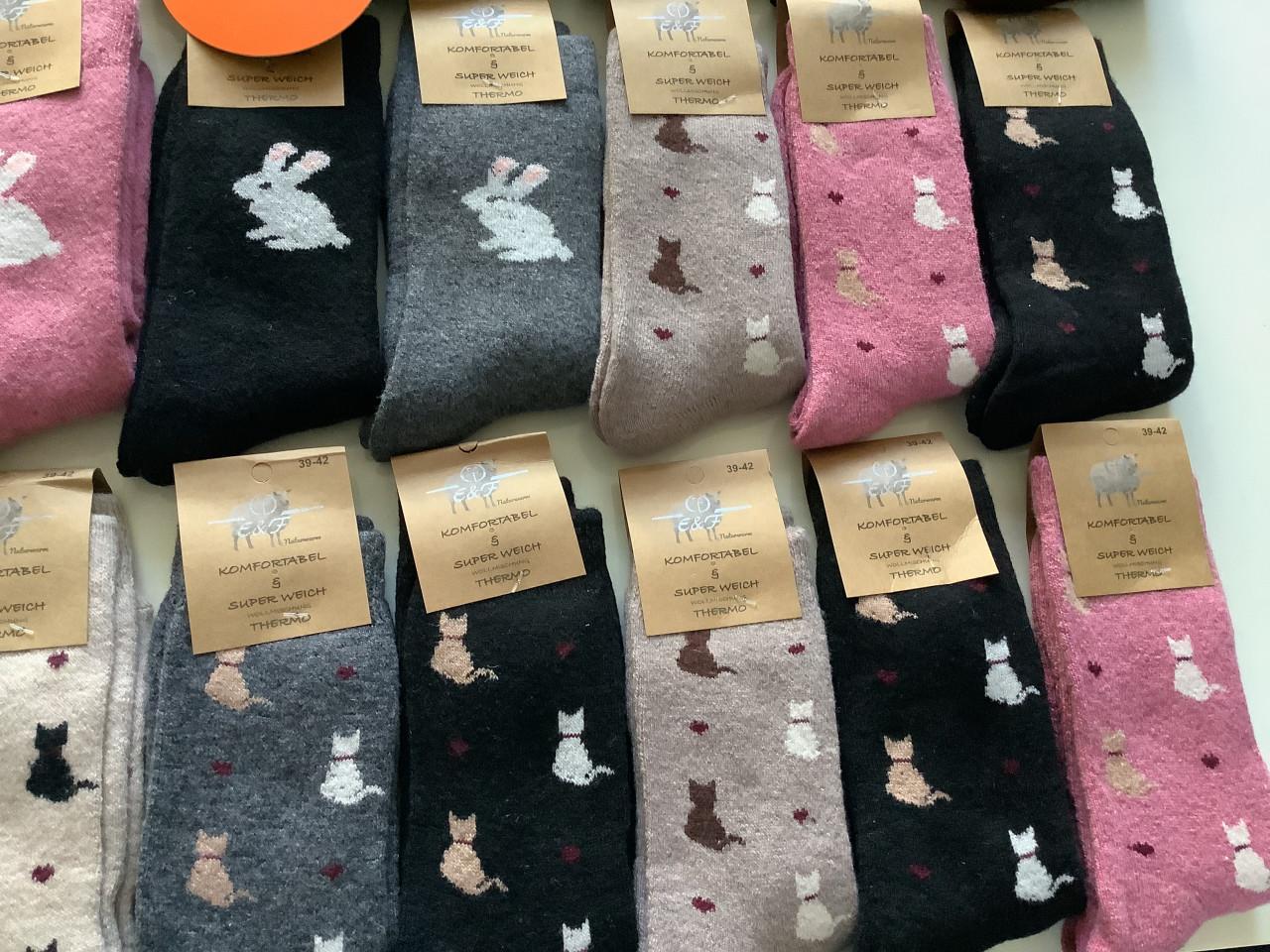 Partij warme wollen sokken. ( partij 30)