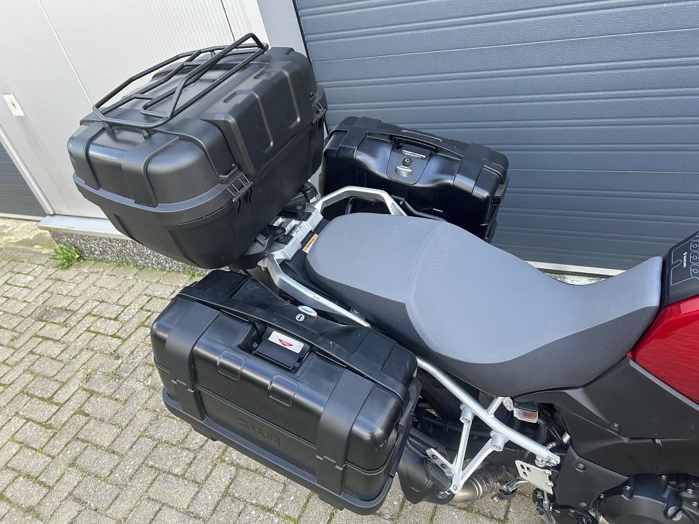 Compleet aangeklede Suzuki DL1000 uit 2014 met 36dkm, rijklaar €6995,-