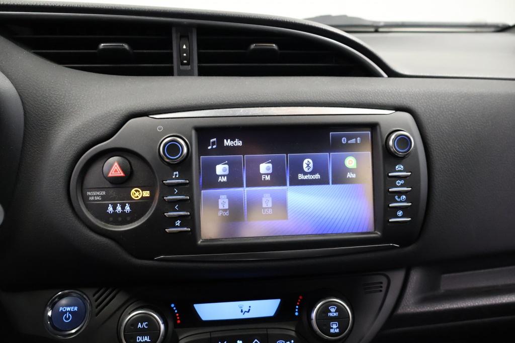 Toyota Yaris 1.5 hybrid executive