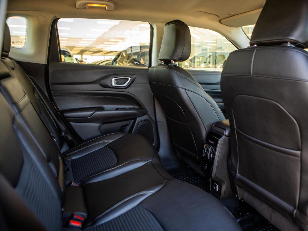 Jeep Compass 1.3t 4xe plug-in hybrid 190pk altitude automaat | trekhaak | c