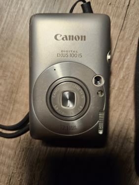 Werkende mooie Canon Digital IXUS 100 IS camera met tas...