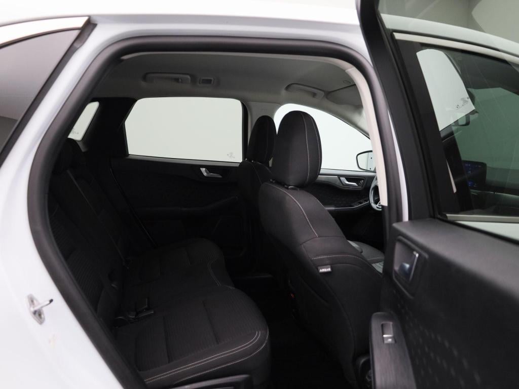 Ford Kuga 2.5 phev titanium | automaat | navigatie | trekhaak | navigatie |