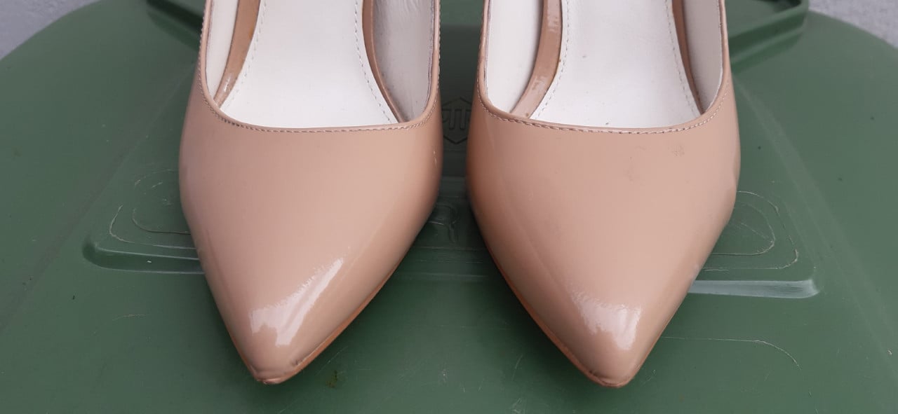 Buffalo Pumps, maat 38