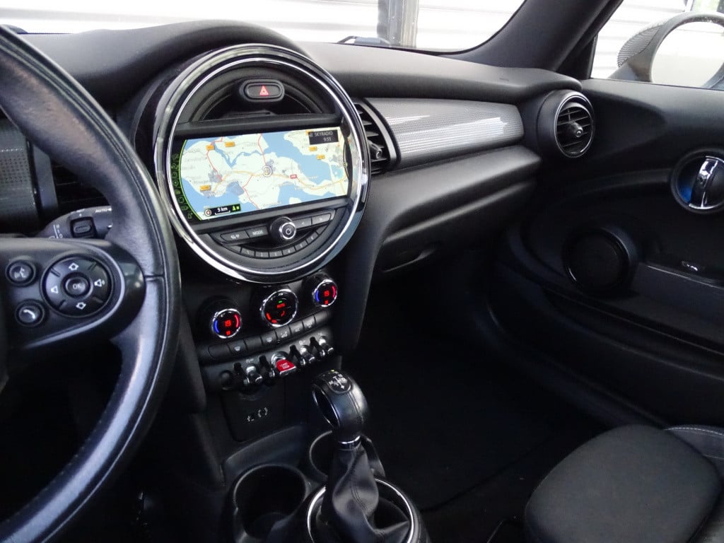 Mini Cooper mini 1.5 chili automaat | hud | pano | led