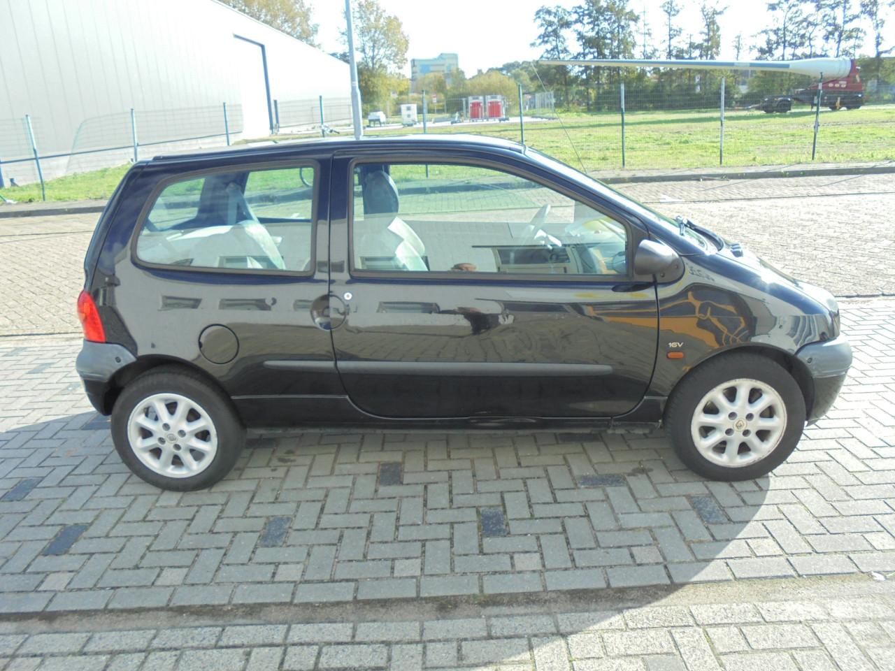 Technisch goed onderhouden Renault Twingo 1.2-16V Emotion nieuwe Apk.