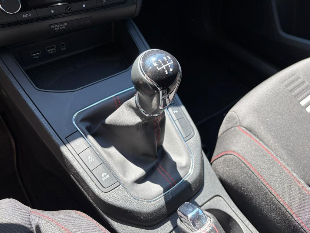Seat Ibiza 1.0 tsi fr bnsint.