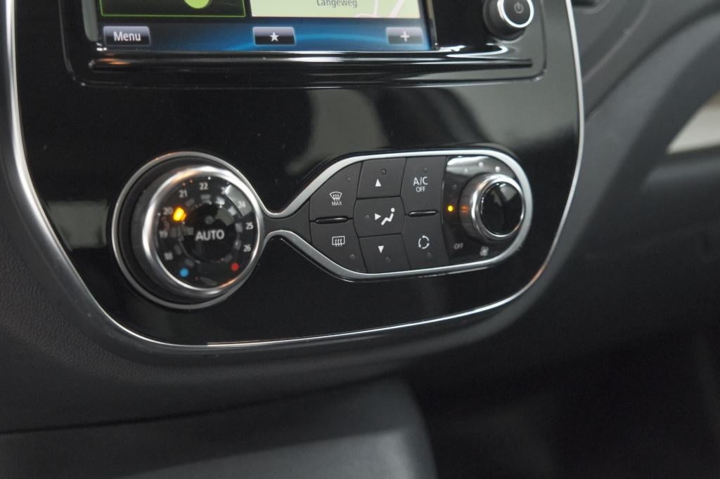 Renault Captur tce 120 edc intens | camera | navigatie |  parkeersensoren |