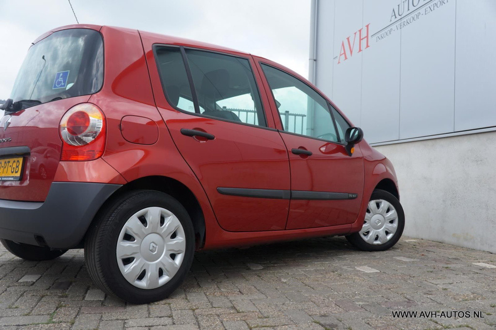 Renault Modus 1.4-16v privilège comfort