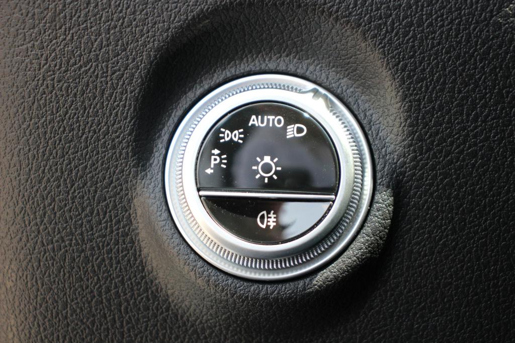 Mercedes-Benz Cle coupé 200 amg line | pano. dak | night pakket |