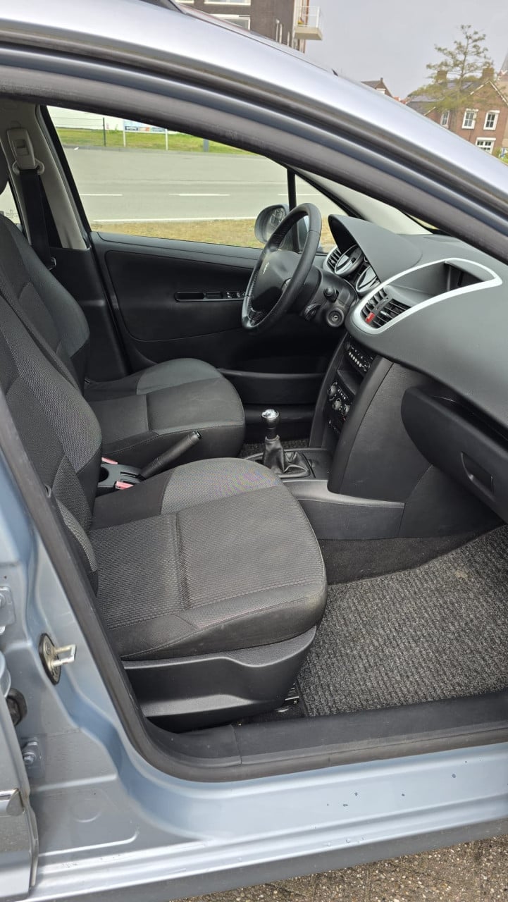 Peugeot 207SW VTi