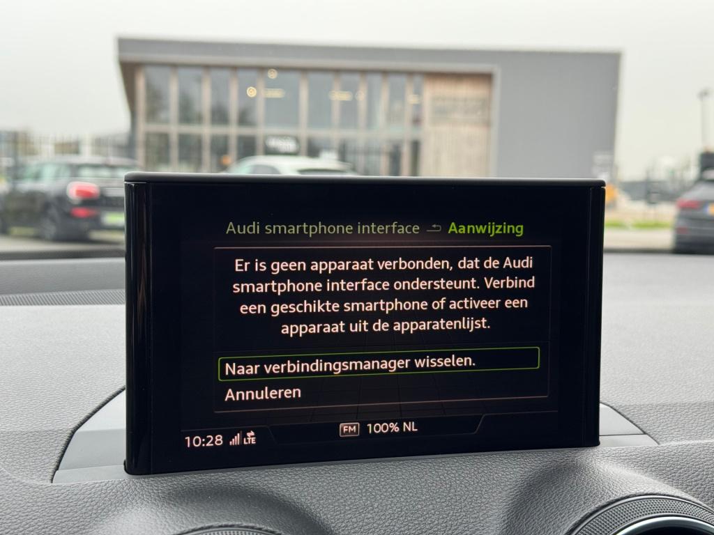 Audi Q2 35 tfsi sport * black pack * keyless * matrix led * stoelverwarming