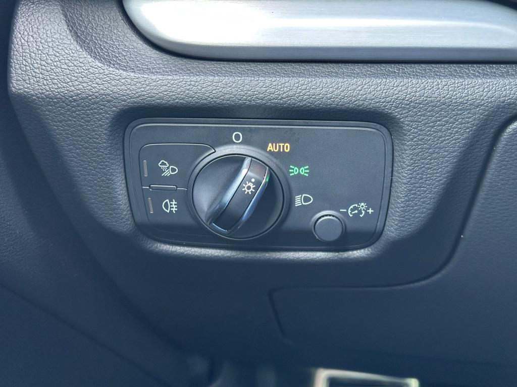 Audi A3 limousine 35 tfsi 150pk s-tronic s-line | virtual cockpit | led | 1