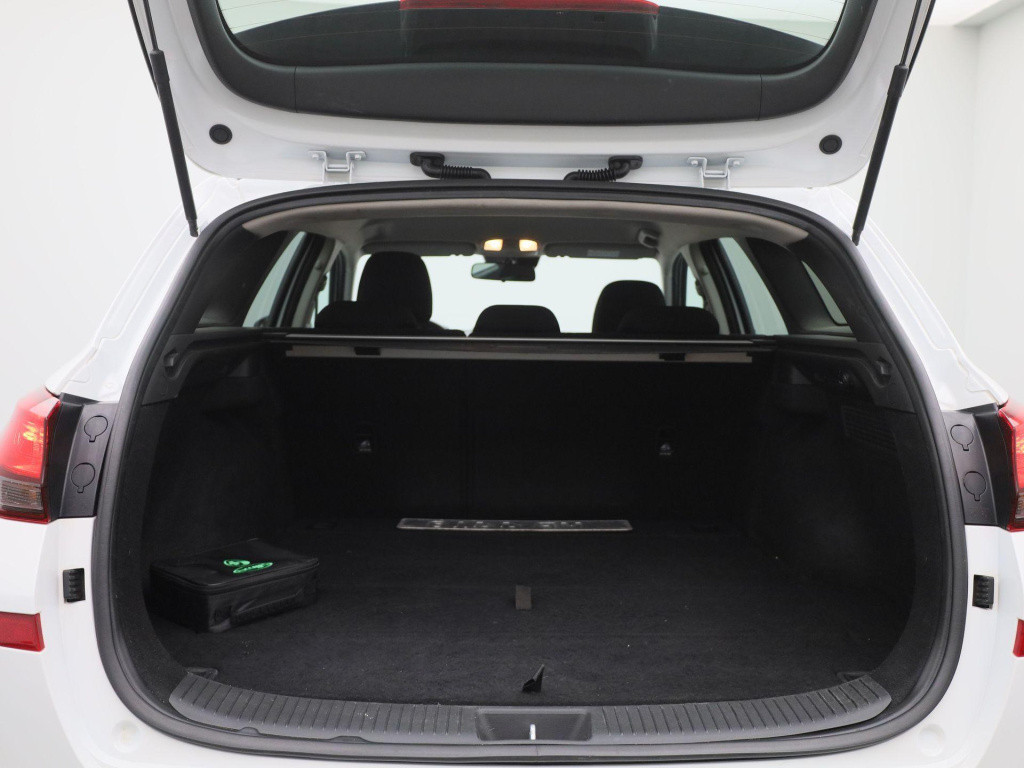 Hyundai I 30 wagon 1.5 t-gdi techno | navigatie | apple carplay / android a