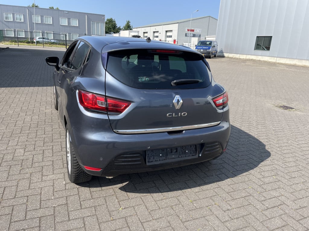 Renault Clio 1.2 limited 25 dkm