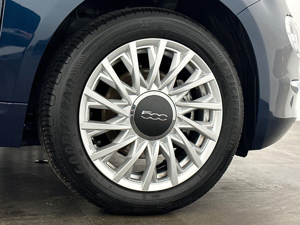 Fiat 500 1.0 hybrid dolcevita navi | panoramadak | climate control | lichtm