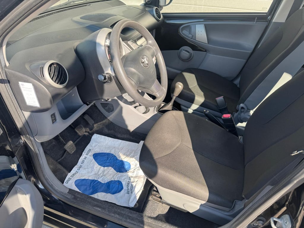Toyota Aygo 1.0-12v now/nap/apk/airco/