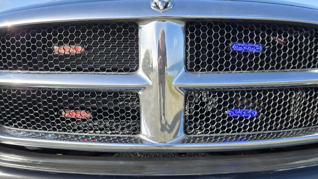 Dodge Ram 1500 V8 2003 LPG autmaat