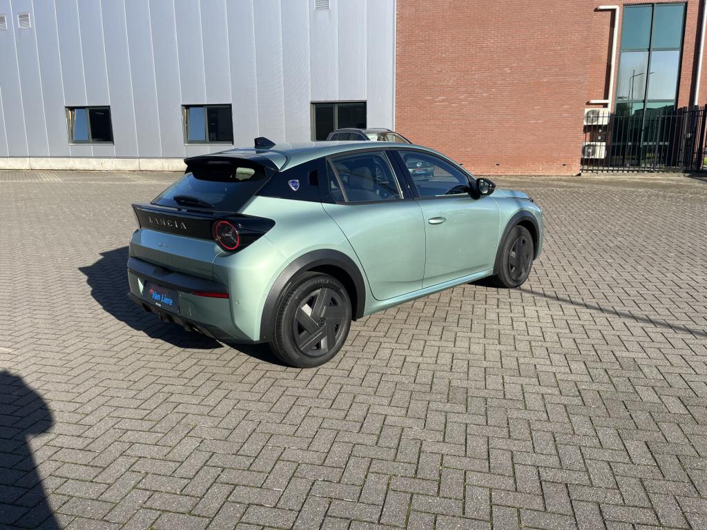 Lancia Y(psilon) 1.2 turbo hybrid