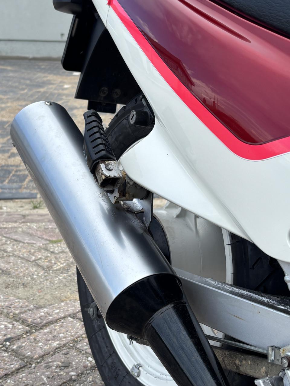 Kawasaki GPZ 500S