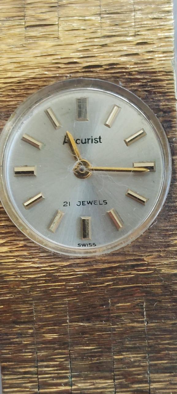 Accurist goldplated dames horloge