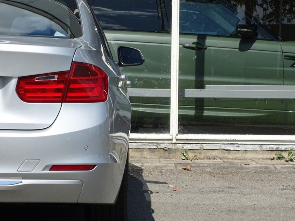 BMW 3-serie 316i executive sport automaat | bi-xenon | afn. trekhaak