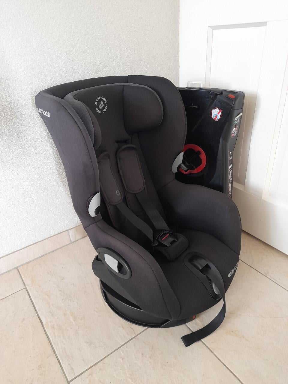 Maxi cosi Axiss DRAAIBAAR (in goede nette staat )