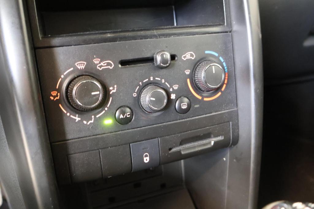 Peugeot 207 1.4 xr nl auto, radio, cruise,