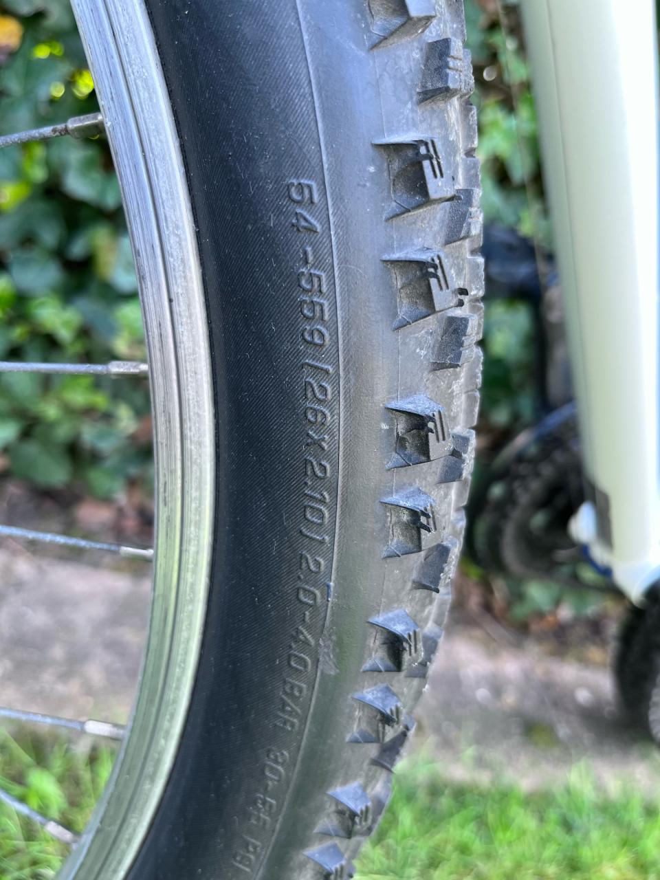 Mountainbike b-twin rock rider 300 Shimano 21 versnellingen 26 inch