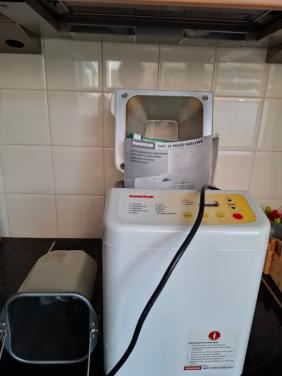 Broodbakmachine , Inventum BM05 in prima staat.
