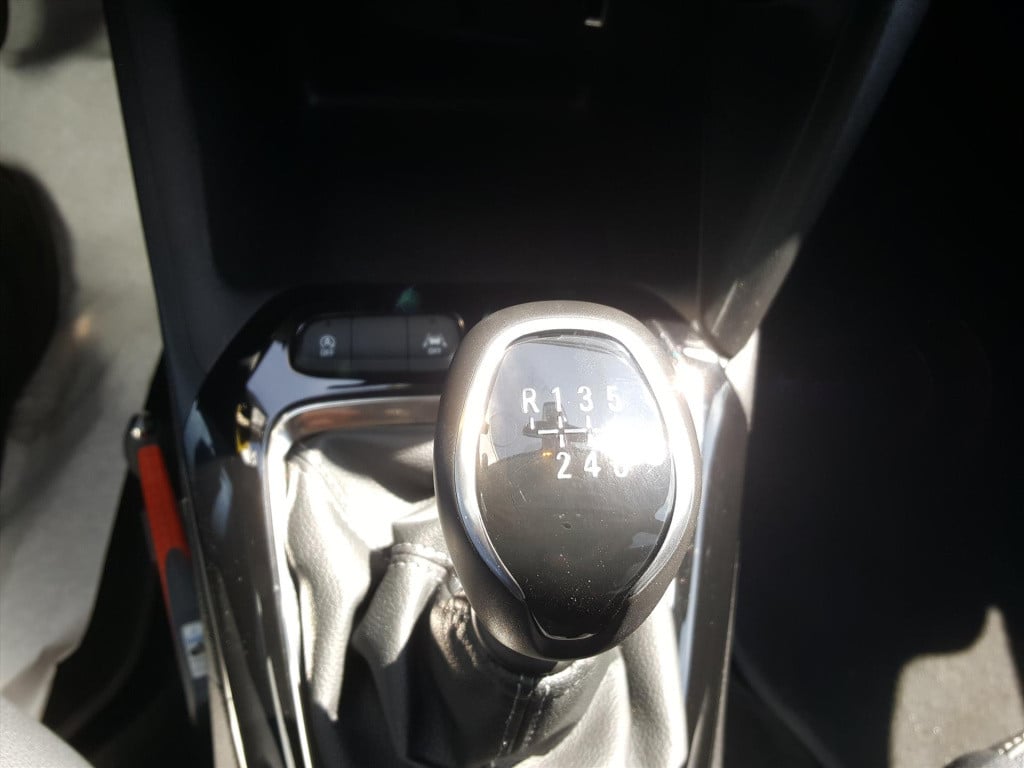 Opel Corsa 1.2 turbo start/stop 100pk elegance navigatie via apple carplay 