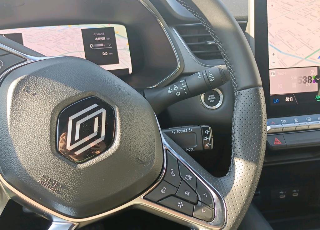 Renault Captur 1.6 e-tech full hybrid 145 techno