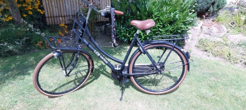 Damesfiets Cortina u4 mat zwart