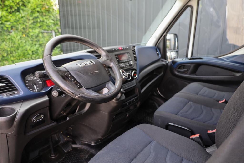 Iveco Daily 35s14 2.3 375 a8 aut open laadbak 410cm i trekhaak i standkache
